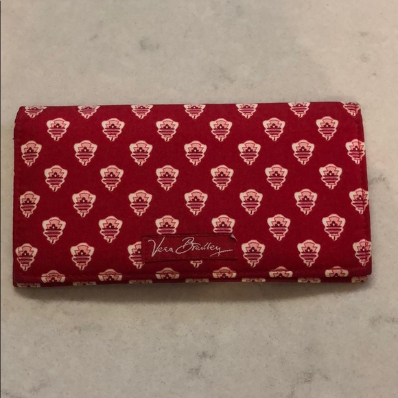 Vera Bradley Handbags - Vera Bradley Nantucket Red Slim Check Cover